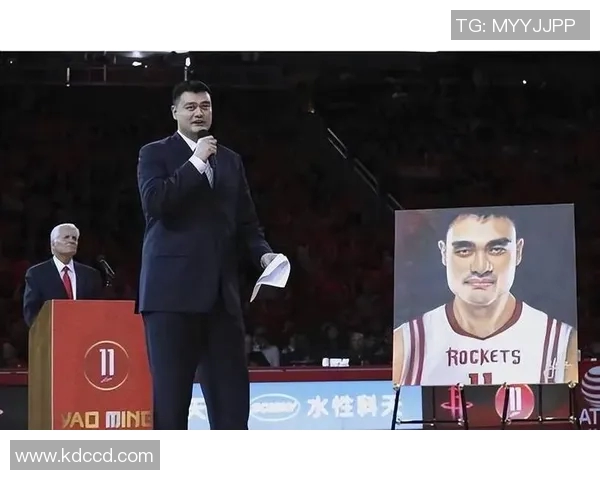 姚明：从篮球场的巨人到中国体育的传奇象征