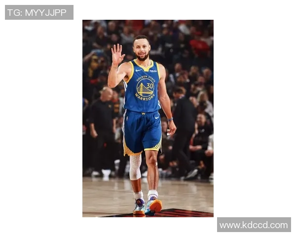 库里复出,勇士恢复正常状态——重回巅峰之路 库里复出,勇士恢复正常状态——重回巅峰之路