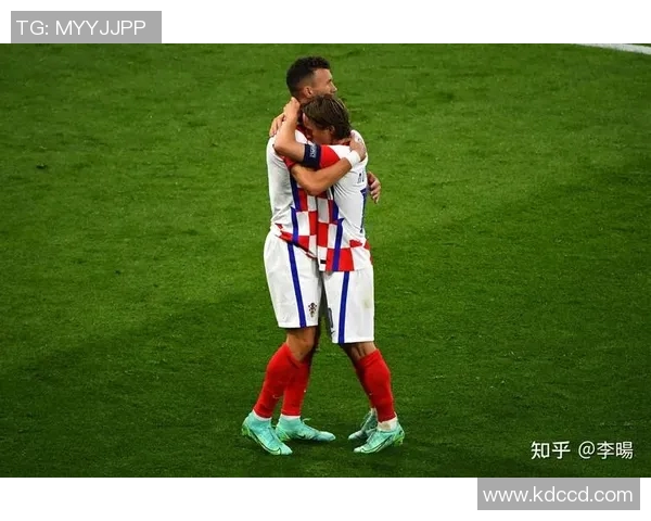 欧洲杯:克罗地亚3-1苏格兰,低级失误导致乌达卡送礼 欧洲杯:克罗地亚3-1苏格兰,低级失误导致乌达卡送礼